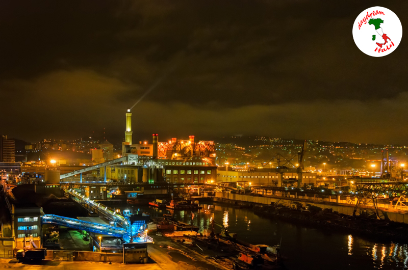 lanterna by night in genoa